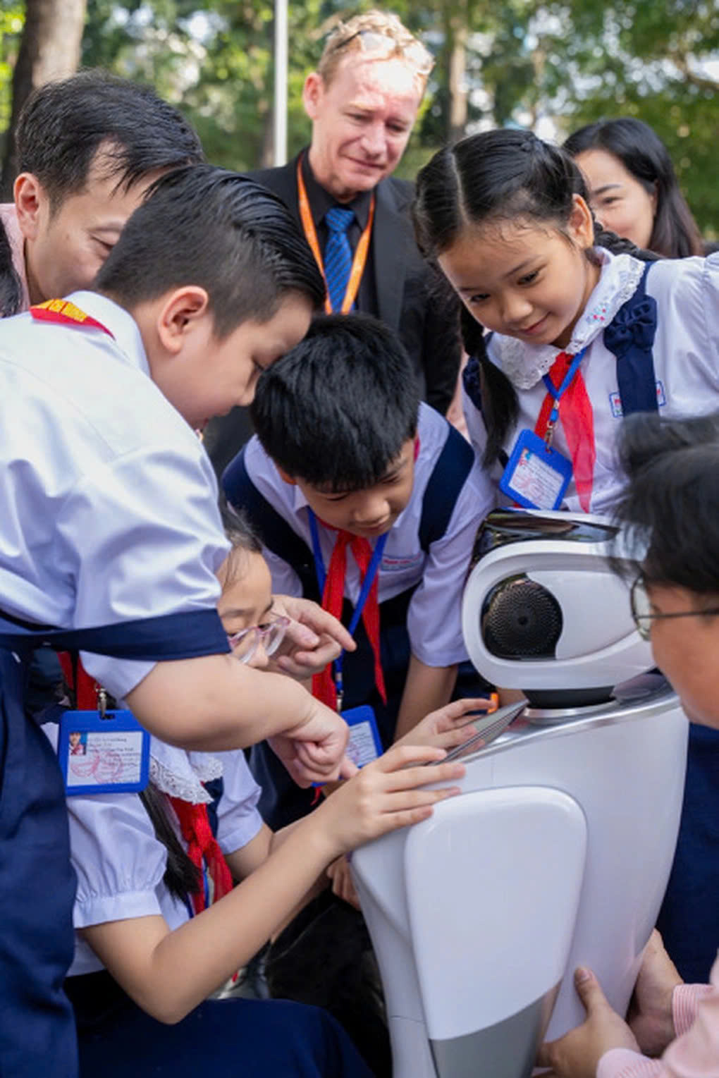 ab126a7f83e30fbd56f2