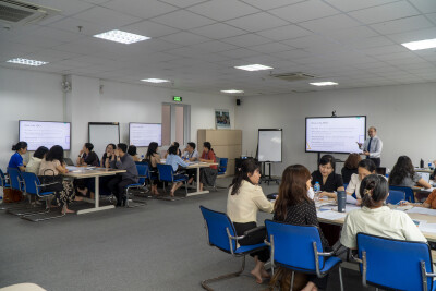 EMG Education phối hợp với Trường ĐH Sư phạm Kỹ thuật TPHCM tập huấn giảng viên về kỳ thi PEIC trên giấy và trên máy tính