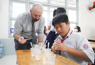 STEM có mối liên hệ như thế nào với chương trình Tiếng Anh Tích hợp?