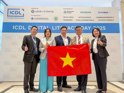 EMG Education lần thứ hai liên tiếp nhận giải ICDL Premier Partner