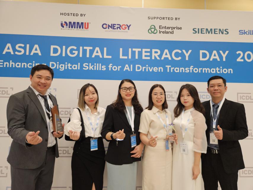 Đoàn đại biểu Việt Nam tham gia ngày hội ICDL Digital Literacy Day tại Malaysia