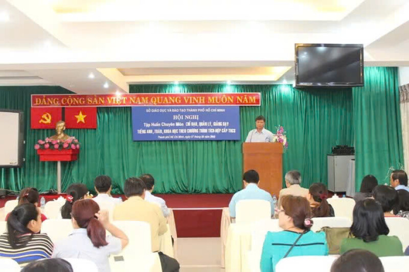 Ho Chi Minh City’s Integrated English Program: Strategic Vision and the “Sweet Fruits” After a Decade